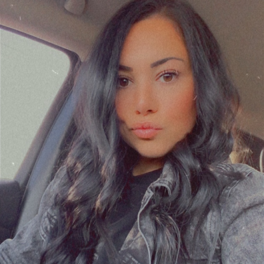 Meet your Posher, Maurissa